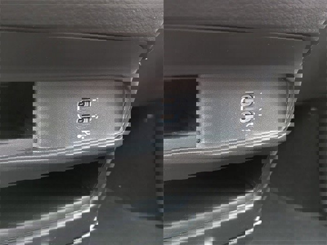 New 2026 Chrysler Voyager LX image 24