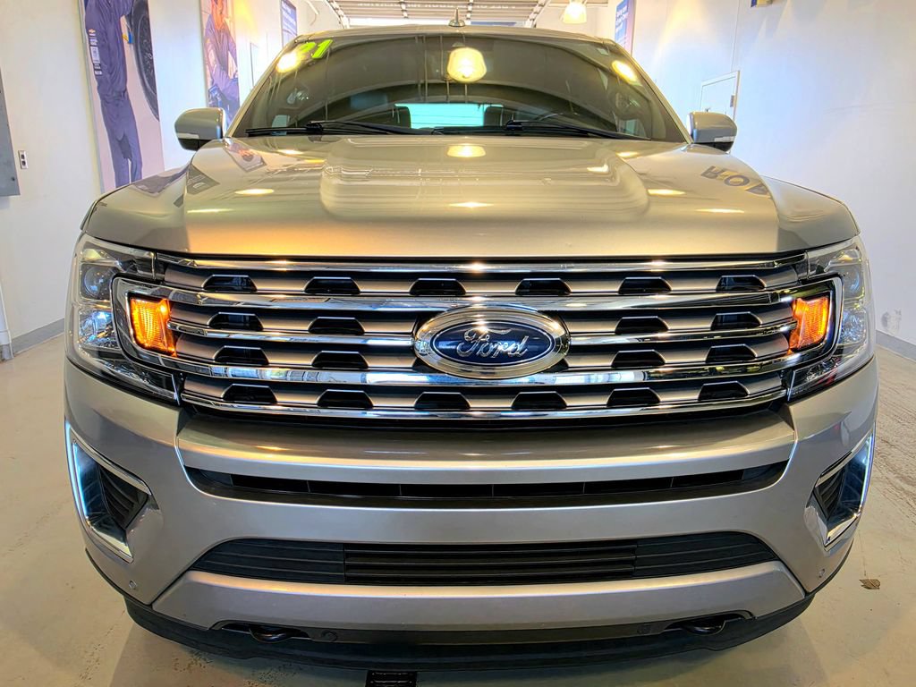 Used 2021 Ford Expedition Limited AWD/4WD image 3