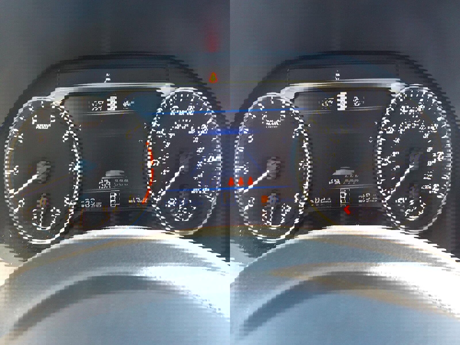 Used 2023 Nissan Altima 2.5 SV w/ SV Premium Package image 16