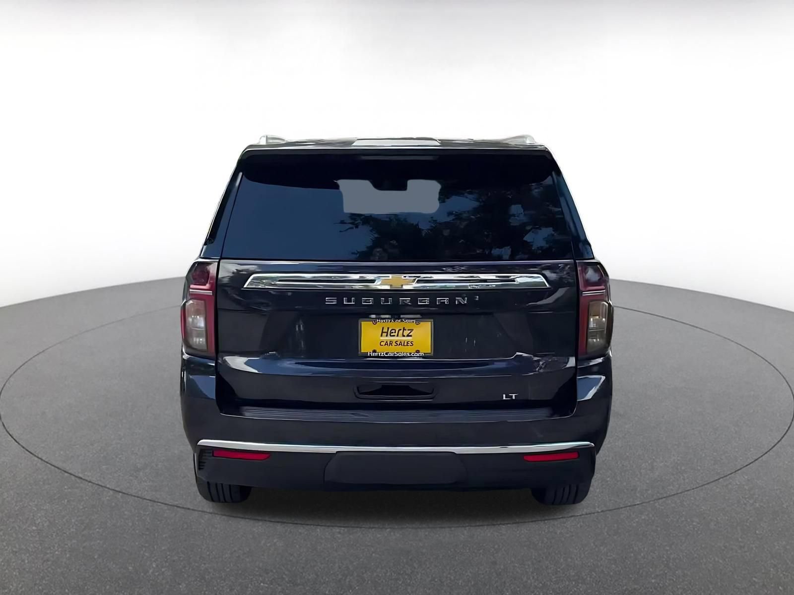 Used 2024 Chevrolet Suburban LT RWD image 12