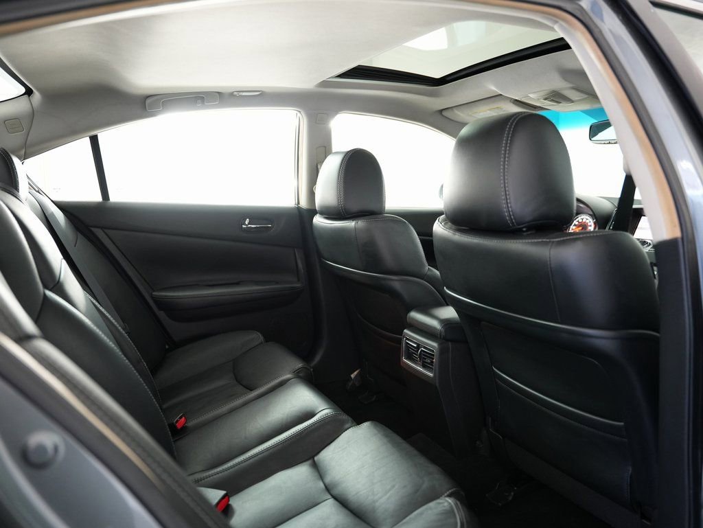 Used 2014 Nissan Maxima 3.5 SV w/ Sport Package image 39