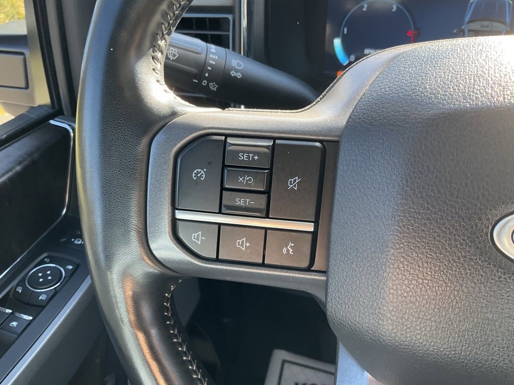 Used 2024 Ford F250 Lariat w/ Sport Appearance Package image 6