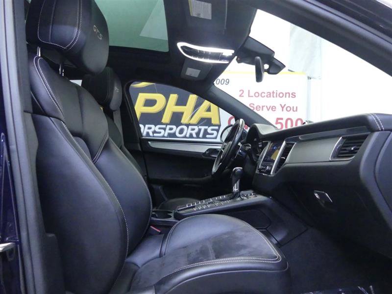 Used 2018 Porsche Macan GTS AWD/4WD image 8