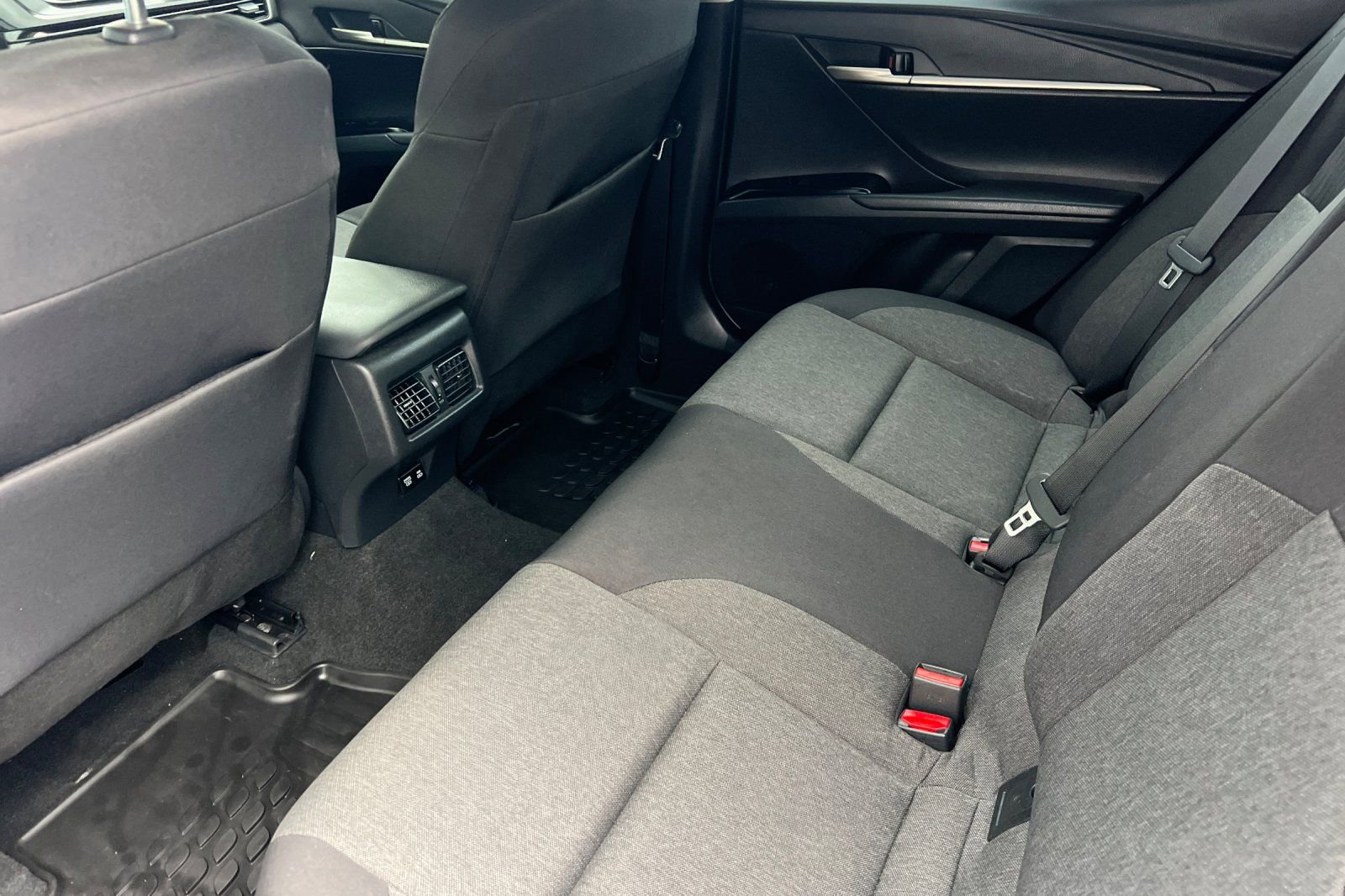 Certified 2025 Toyota Camry LE w/ Convenience Package image 9