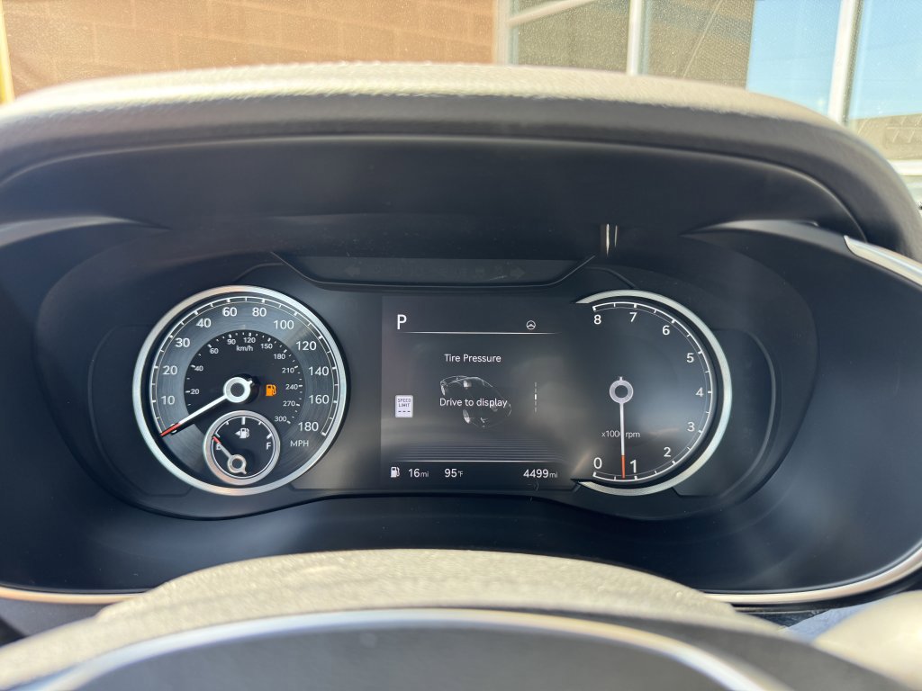 Used 2025 Genesis G70 2.5T w/ Sport Prestige Package image 20