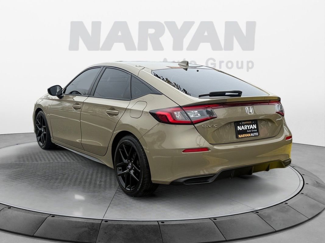 Used 2025 Honda Civic Sport image 5