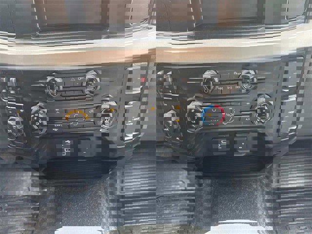 New 2025 Ford F550 4x4 SuperCab Super Duty image 26