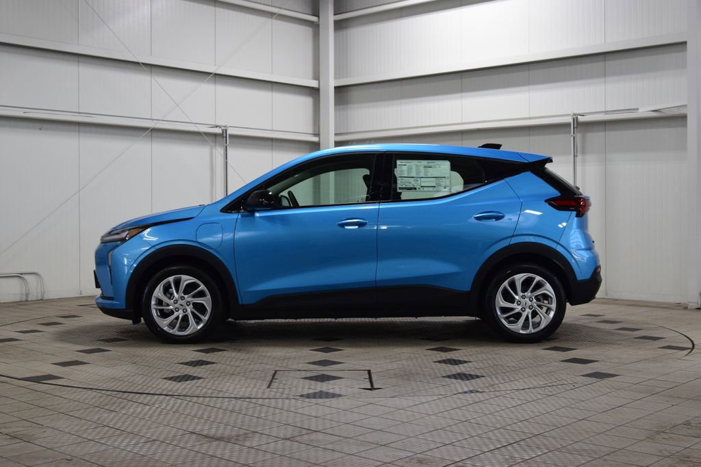 New 2027 Chevrolet Bolt LT w/ Comfort Package image 4