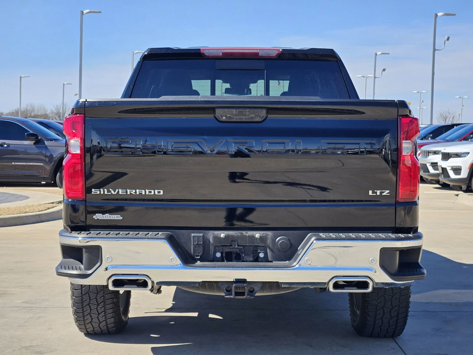 Used 2023 Chevrolet Silverado 1500 LTZ image 8
