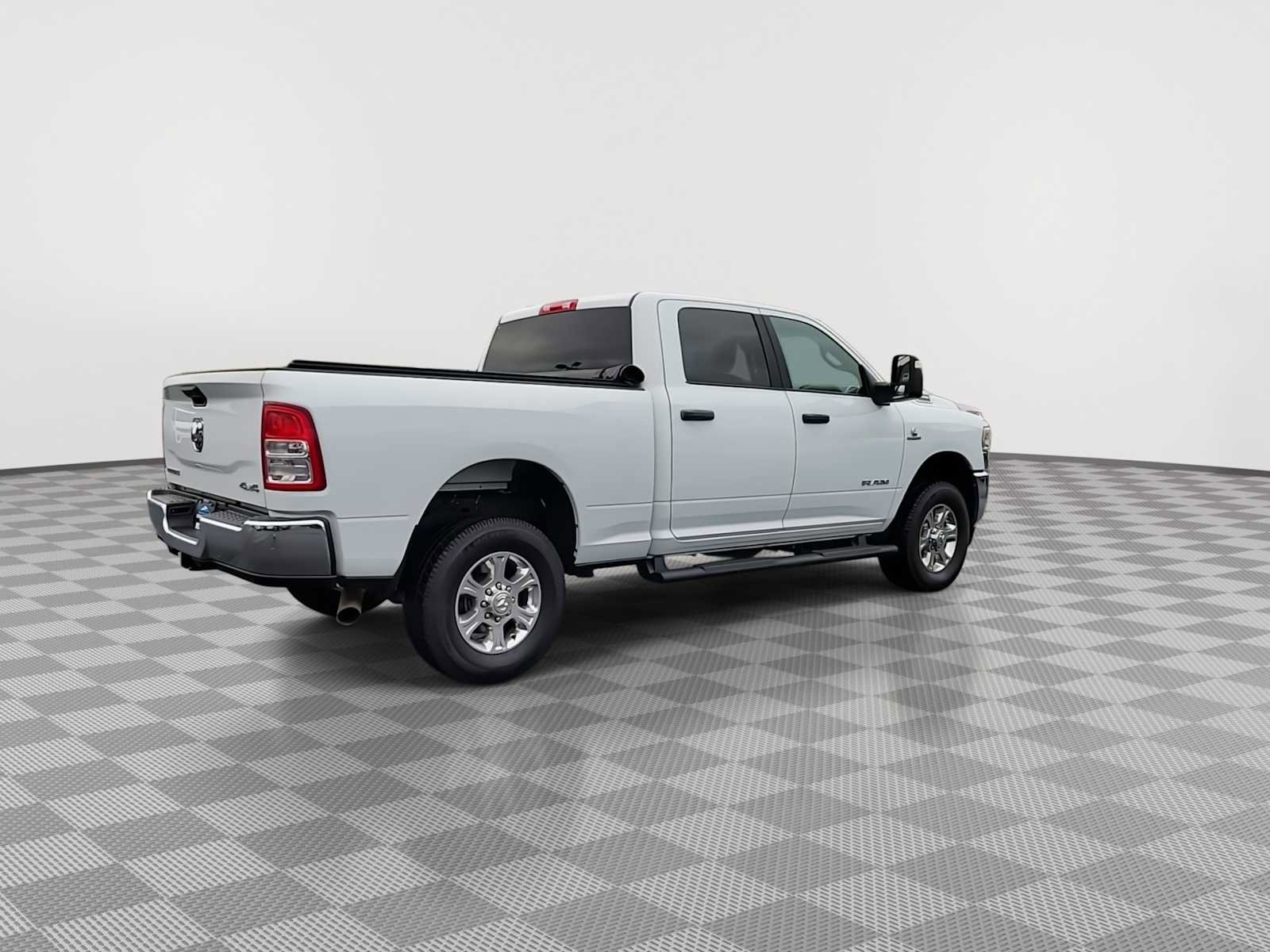 Used 2024 RAM 2500 Big Horn w/ Off Road Package image 8