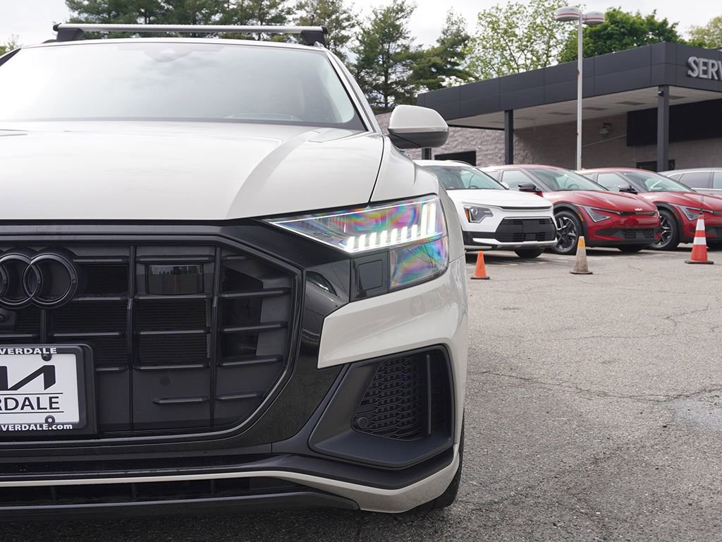 Used 2023 Audi Q8 Prestige AWD/4WD image 17