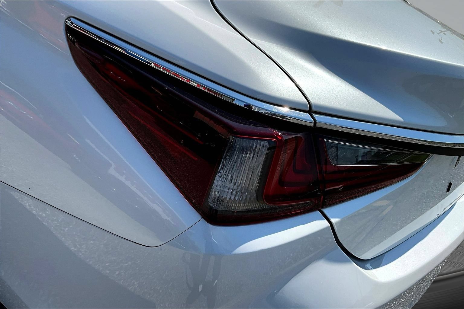 Used 2019 Lexus ES 350 w/ Accessory Package 2 FWD image 24