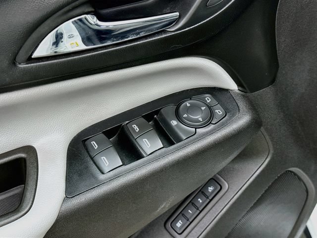 Used 2018 Chevrolet Equinox Premier AWD/4WD image 18
