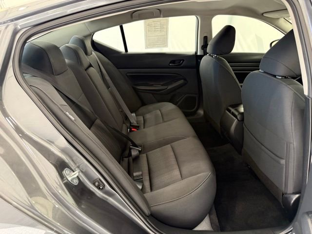 Used 2025 Nissan Altima 2.5 SV image 24