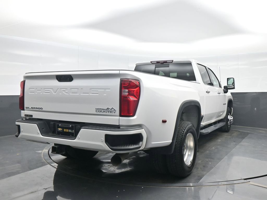 Used 2023 Chevrolet Silverado 3500 High Country image 6