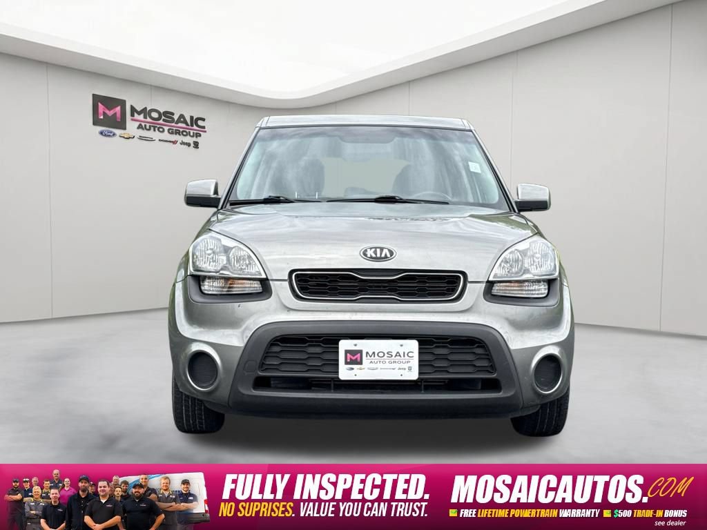 Used 2013 Kia Soul FWD image 2