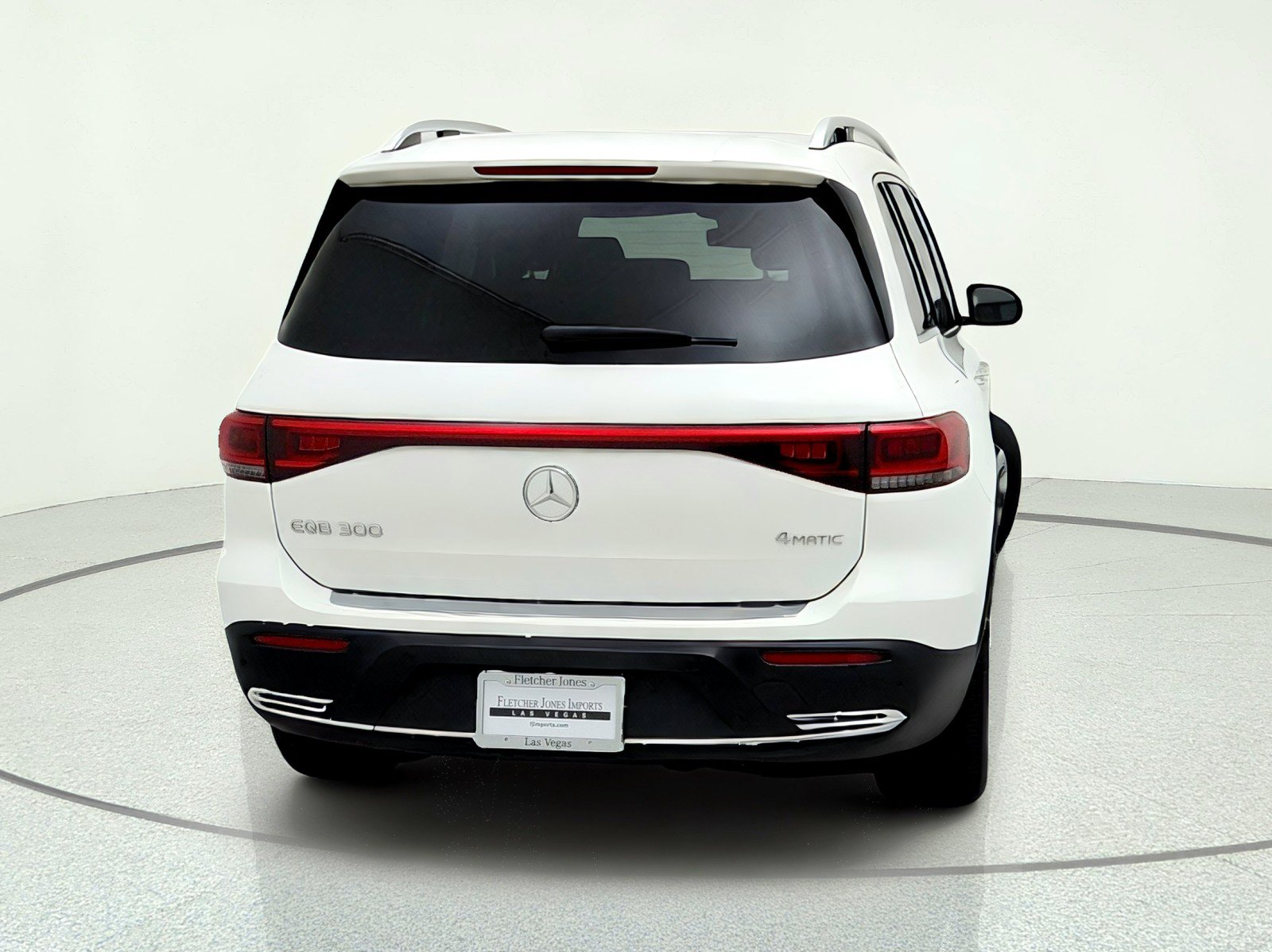 Certified 2023 Mercedes-Benz EQB 300 4MATIC image 10