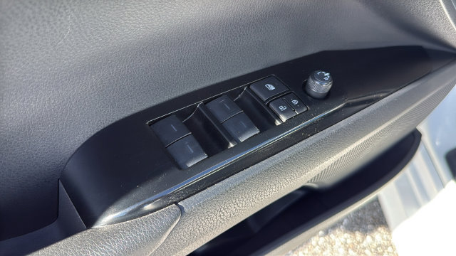 Used 2025 Toyota Camry LE w/ Convenience Package FWD image 19