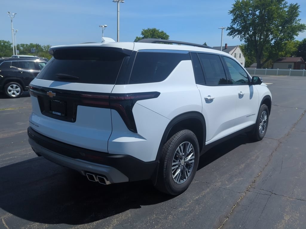 Certified 2025 Chevrolet Traverse LT w/ Driver Confidence Package AWD/4WD image 9