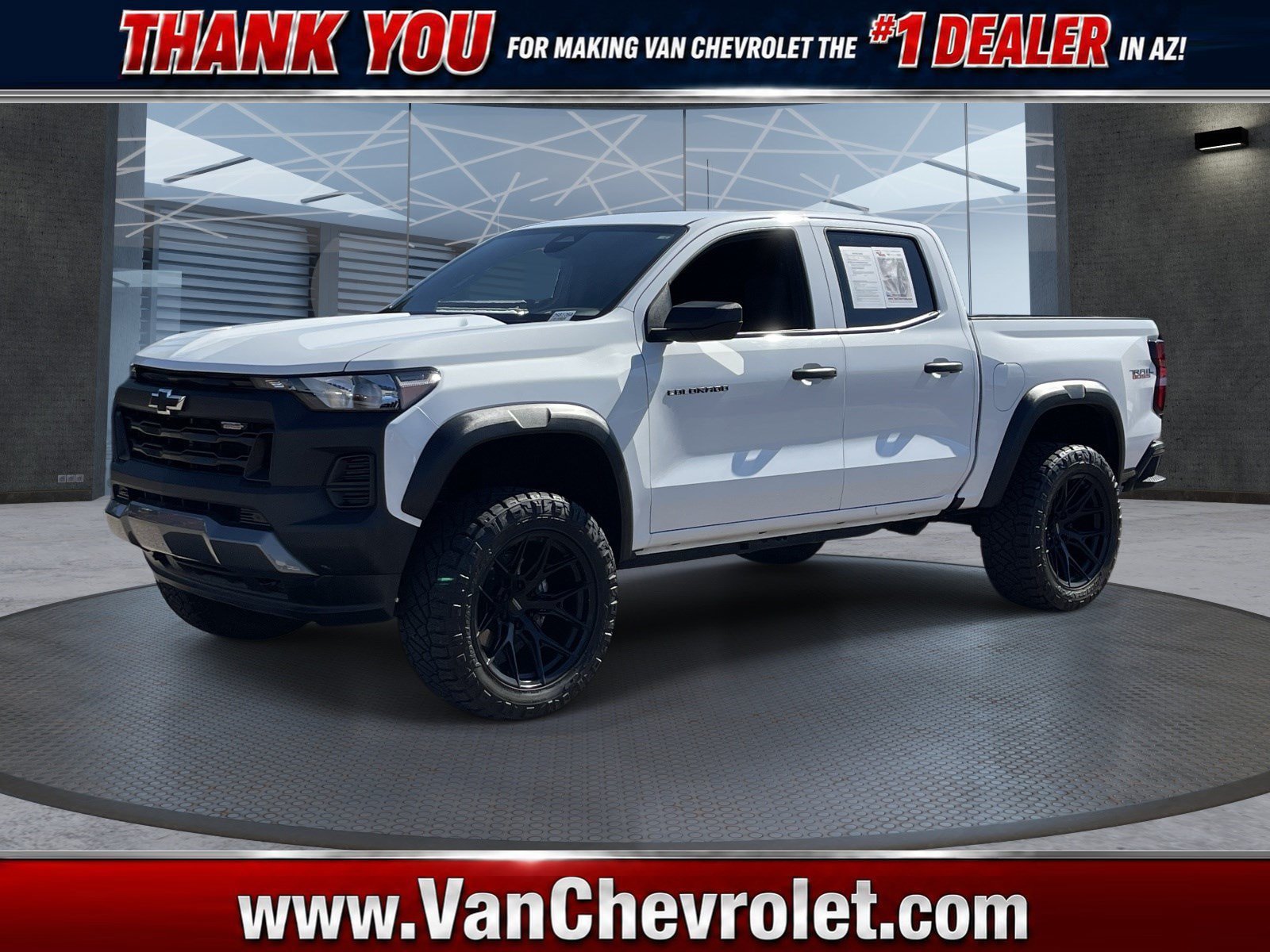 Used 2024 Chevrolet Colorado Trail Boss AWD/4WD image 1