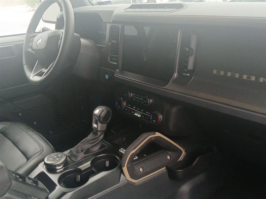 Used 2025 Ford Bronco Badlands AWD/4WD image 13