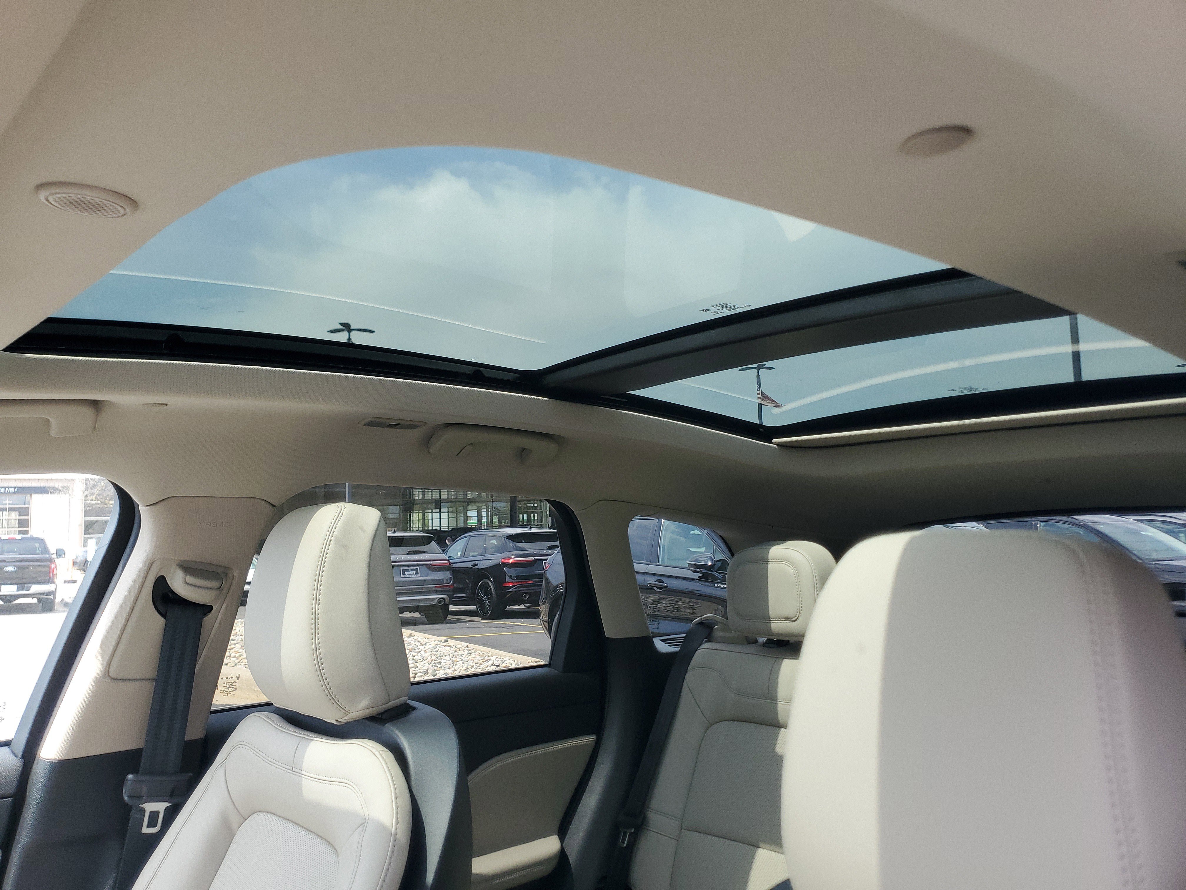 New 2026 Lincoln Corsair Premiere AWD/4WD image 11