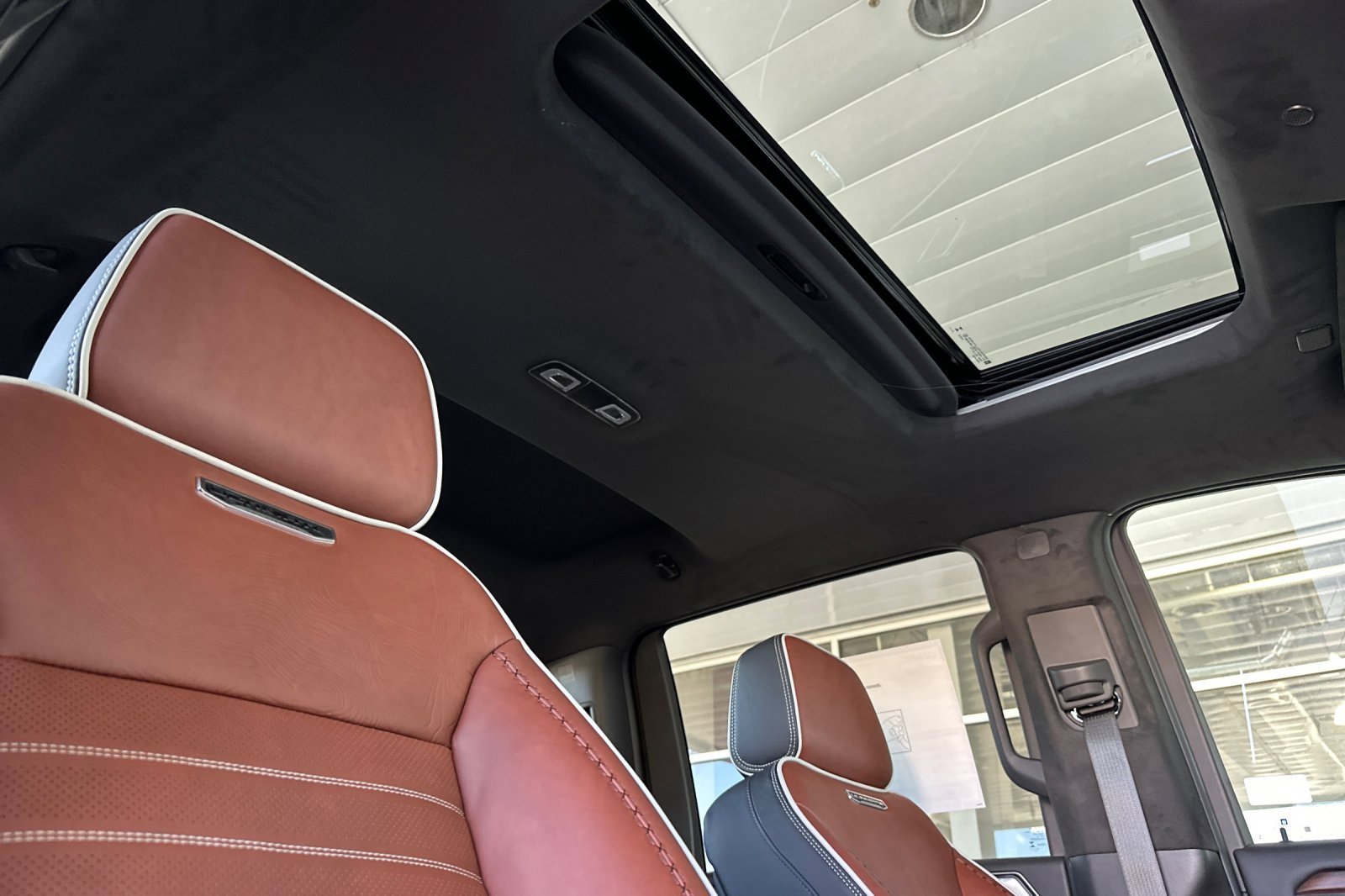 New 2026 GMC Sierra 2500 Denali Ultimate w/ Max Trailering Package image 17