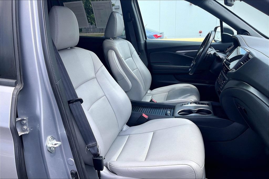 Used 2022 Honda Passport EX-L image 7