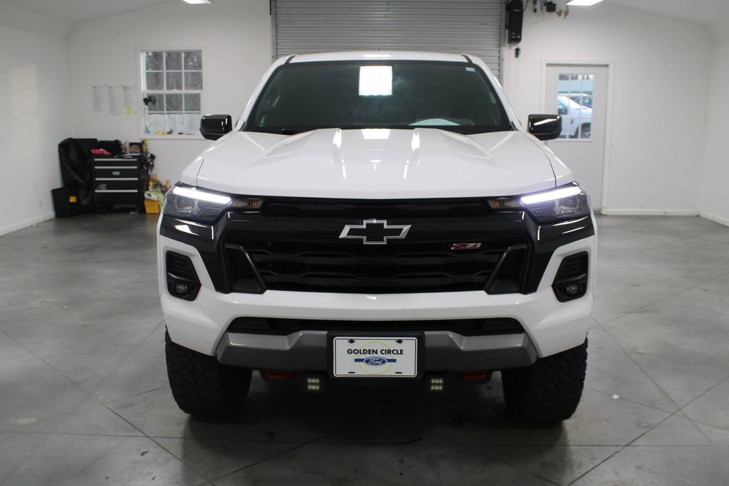 Used 2023 Chevrolet Colorado Z71 w/ Z71 Convenience Package 2 image 3