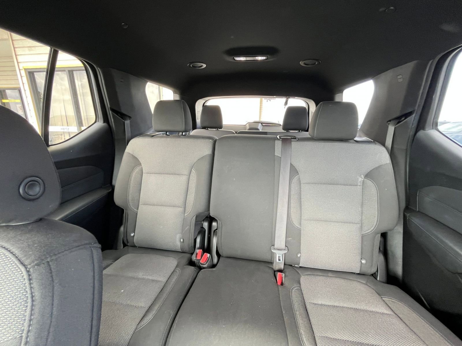 Used 2023 Chevrolet Traverse LT image 38