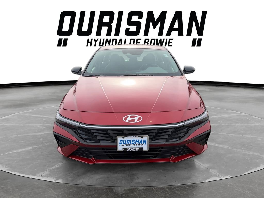 Certified 2025 Hyundai Elantra Sport image 8