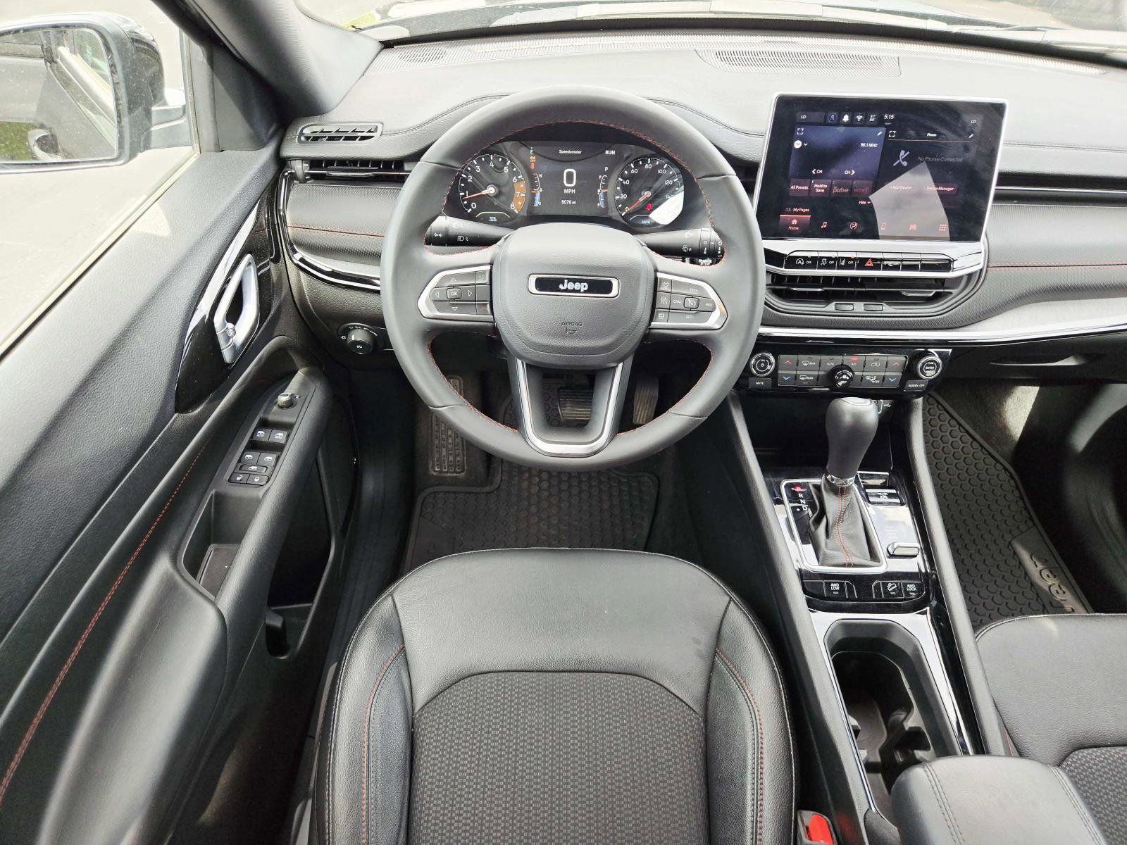 Used 2024 Jeep Compass Trailhawk AWD/4WD image 12