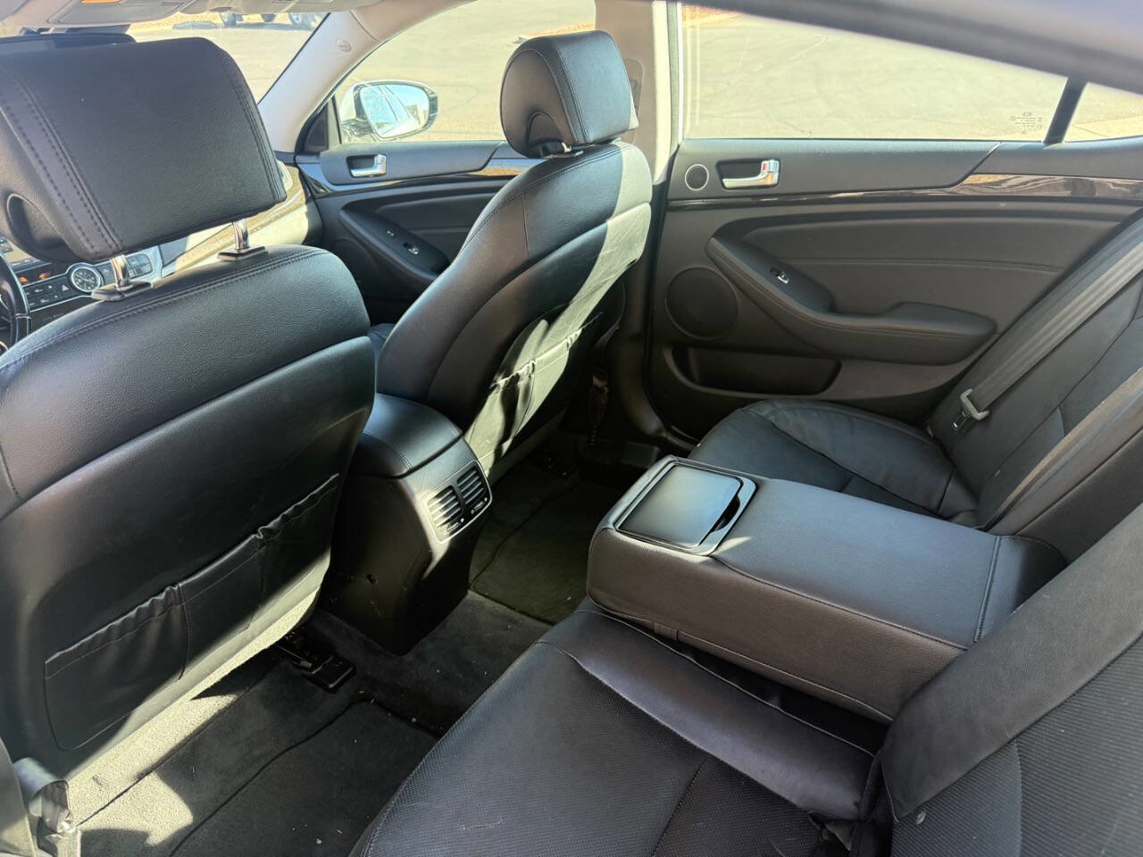 Used 2015 Kia Cadenza Premium image 12