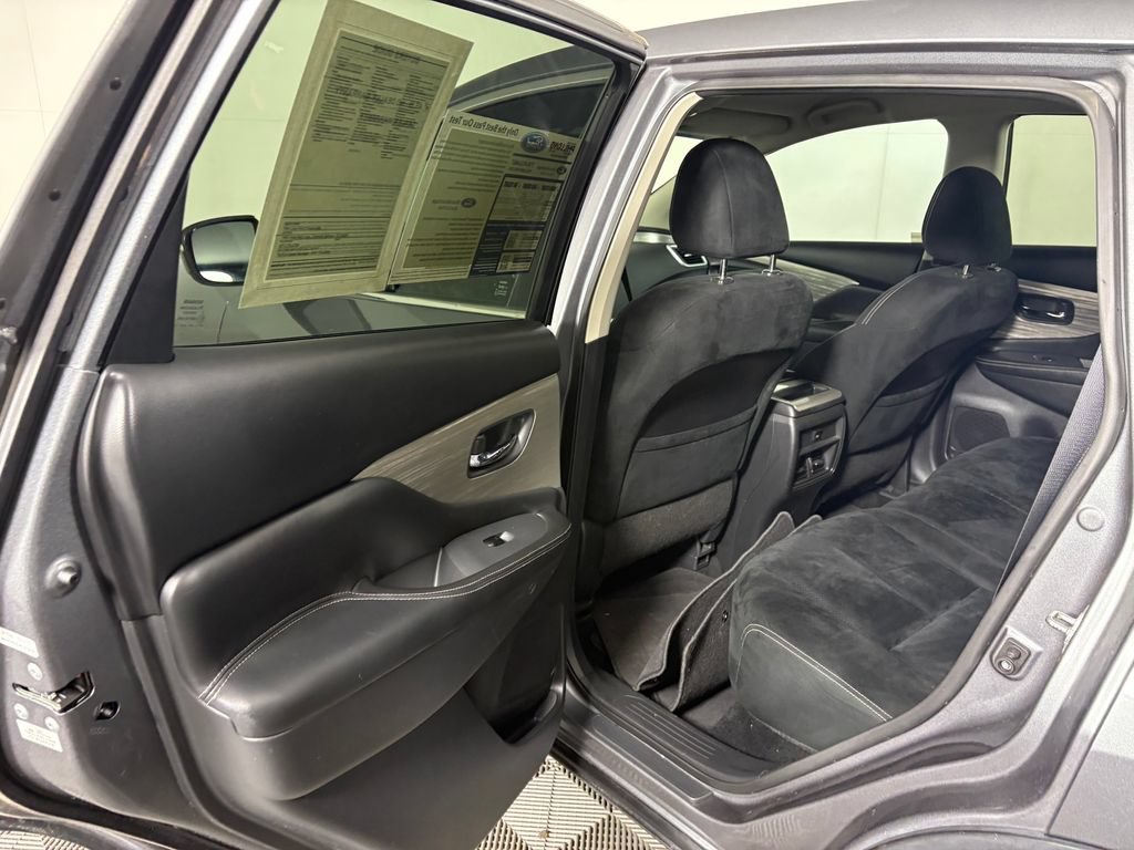 Used 2017 Nissan Murano S w/ Navigation Package FWD image 26