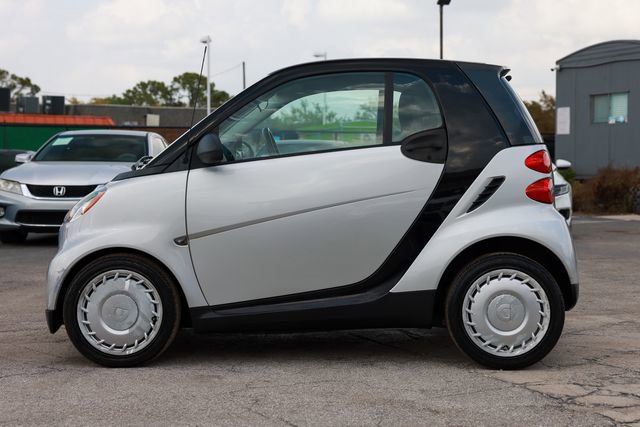 Used 2012 smart fortwo pure image 4
