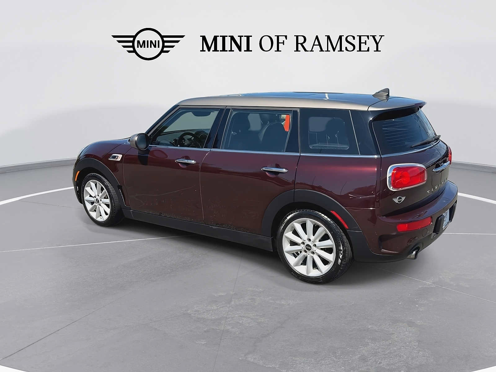 Used 2017 MINI Cooper Clubman S FWD image 6