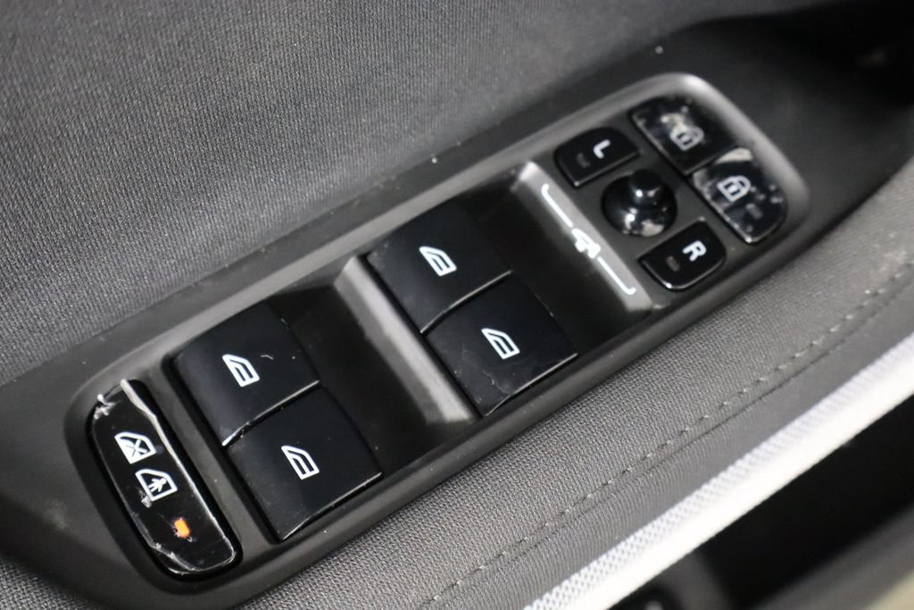 Used 2023 Polestar Polestar 2 AWD/4WD image 13