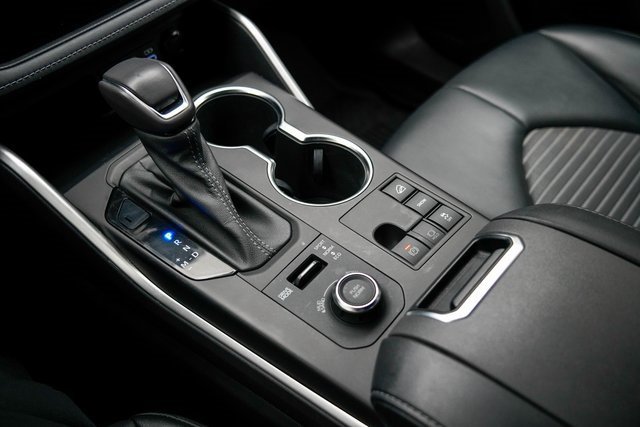 Used 2023 Toyota Highlander XSE image 24