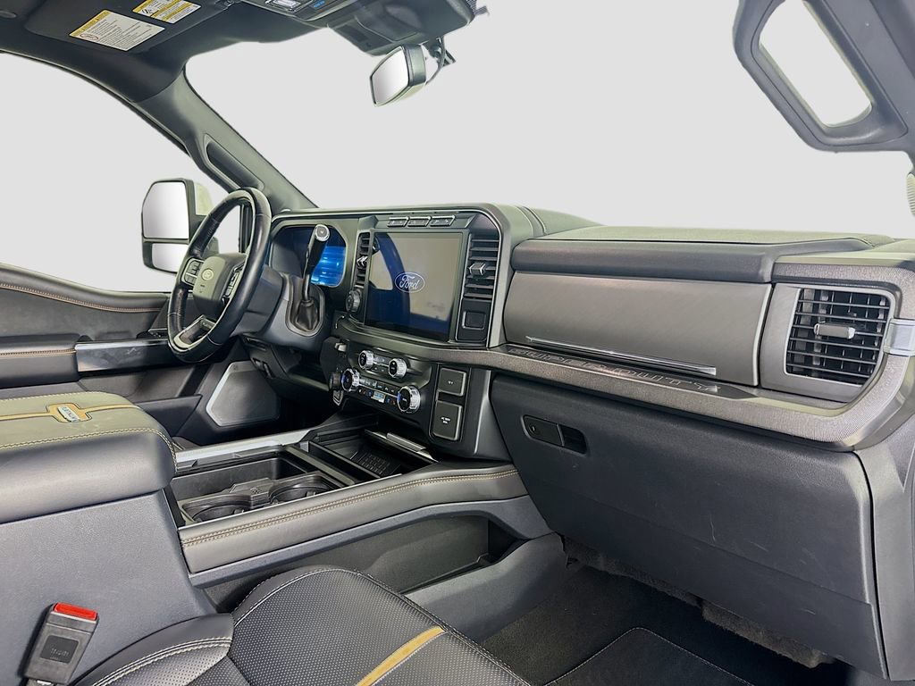 Used 2024 Ford F450 Platinum w/ FX4 Off-Road Package AWD/4WD image 27