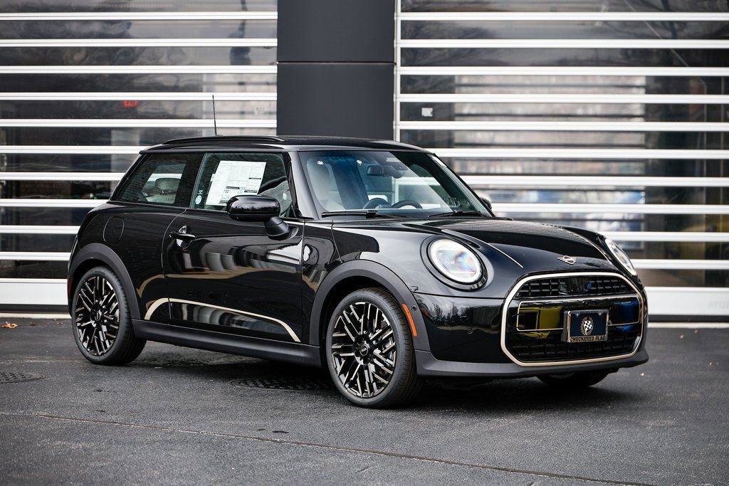 New 2026 MINI Cooper 2-Door Hardtop FWD image 1