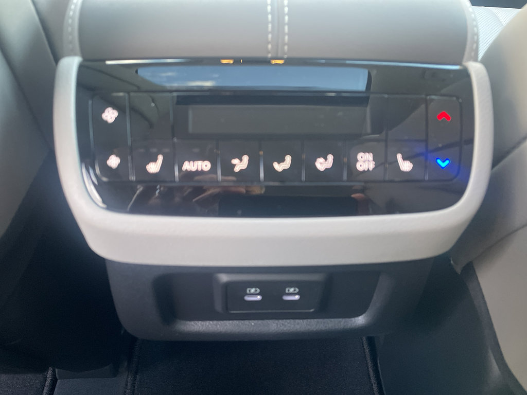 New 2026 INFINITI QX60 Luxe image 19