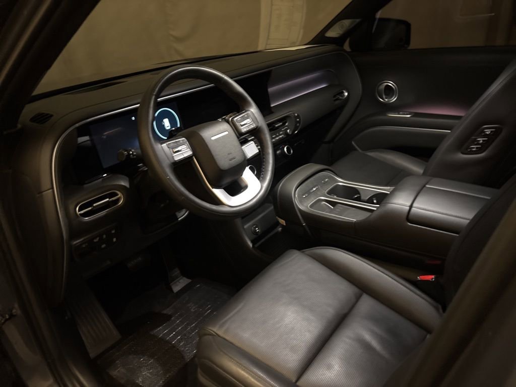 Used 2026 Hyundai Palisade Calligraphy image 12