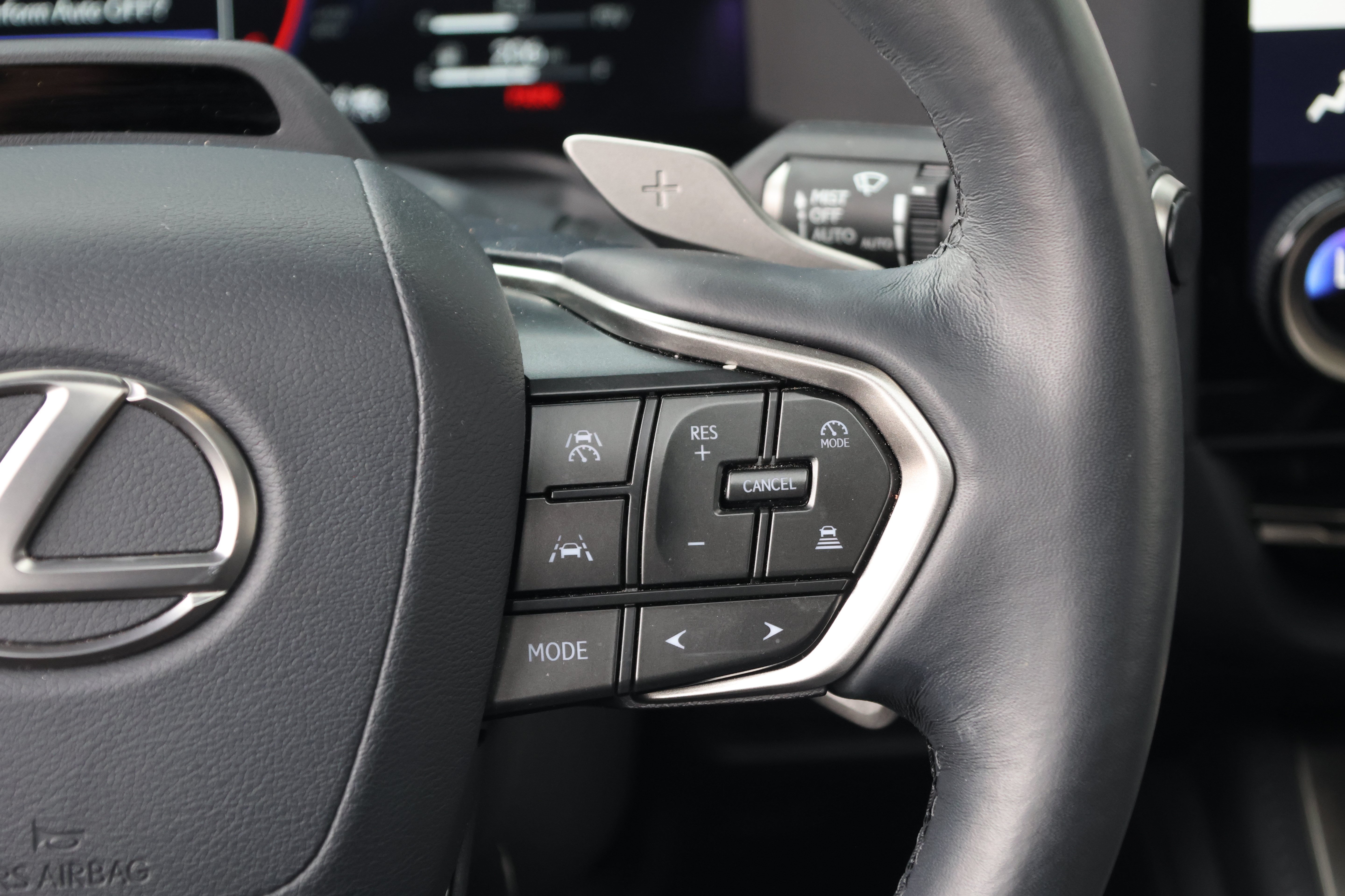 Used 2024 Lexus GX 550 w/ Accessory Package (2T) AWD/4WD image 33