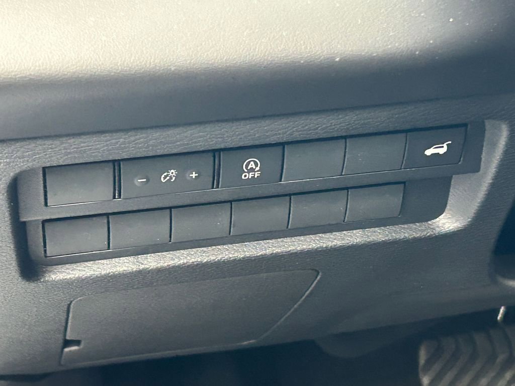 New 2026 Mitsubishi Outlander Trail Edition image 17