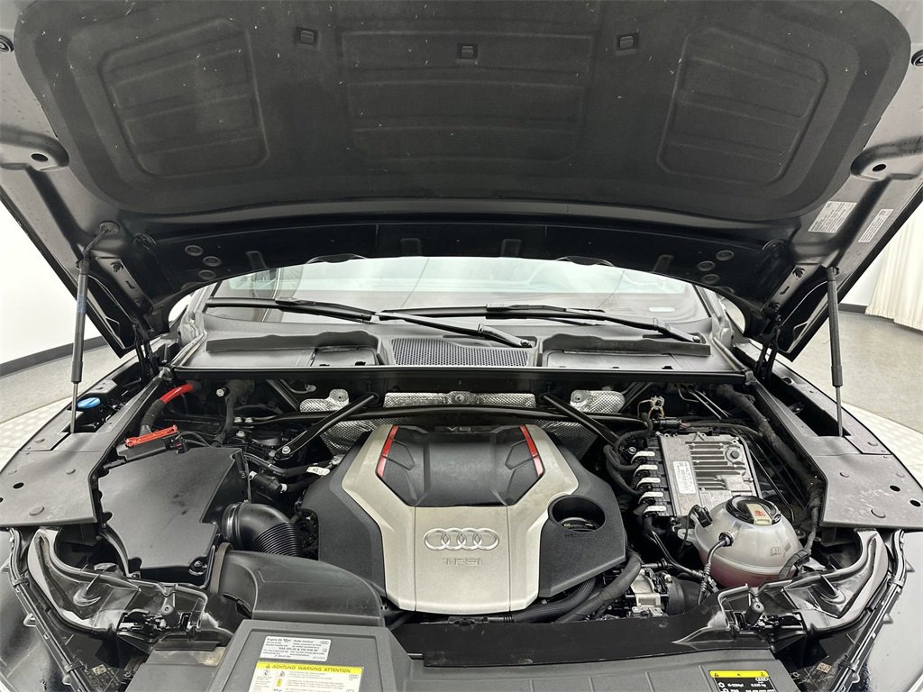 Used 2020 Audi SQ5 Premium w/ Convenience Package image 24