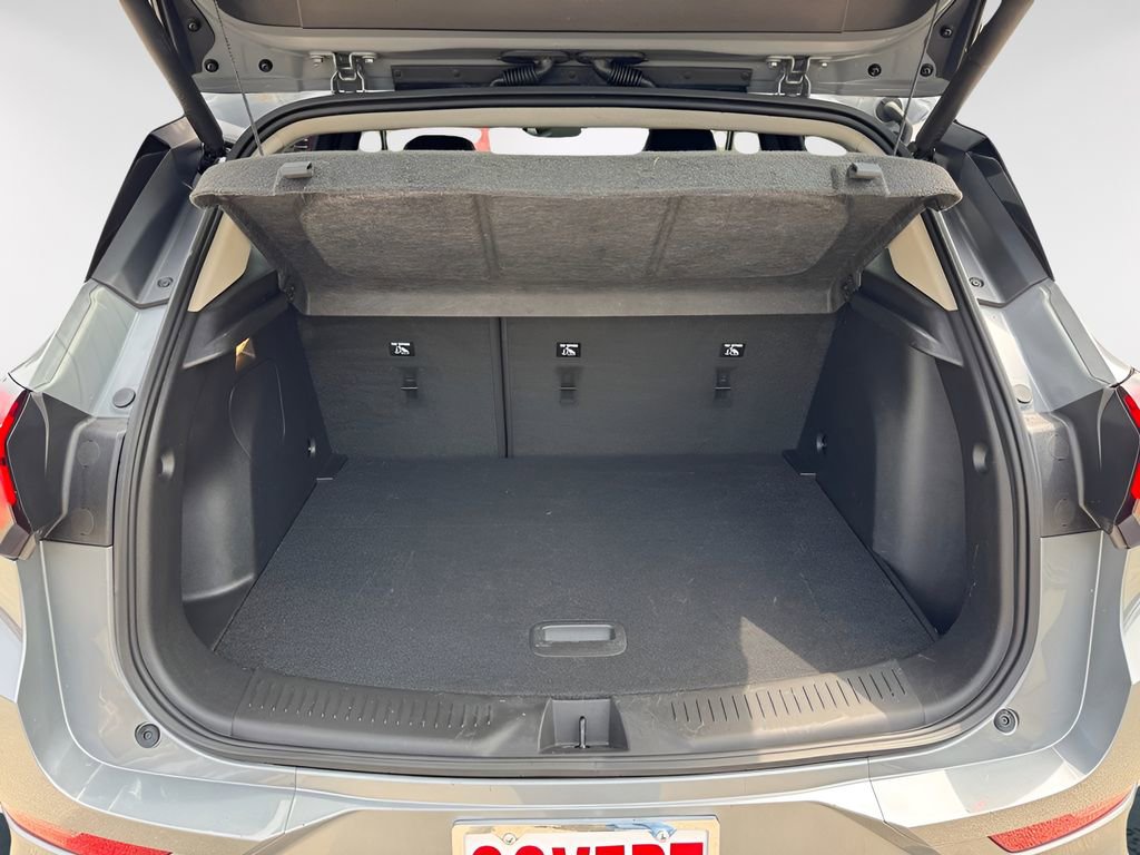 Used 2023 Buick Encore GX Select w/ Sport Touring Package FWD image 6