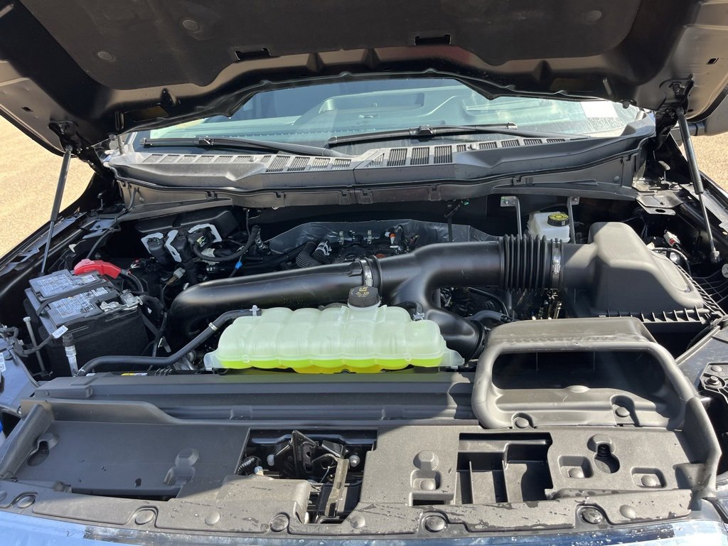 New 2025 Ford F150 Lariat w/ Equipment Group 502A High image 28