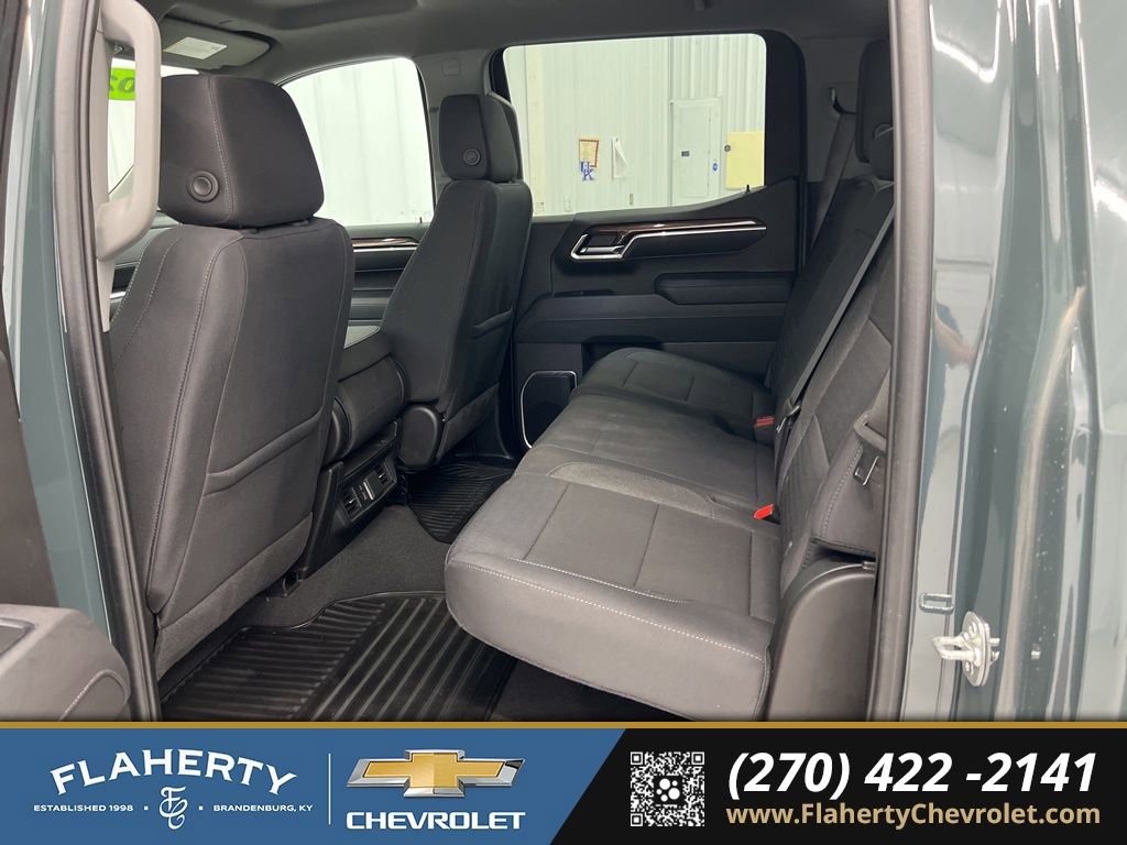 Used 2025 Chevrolet Silverado 1500 LT image 11