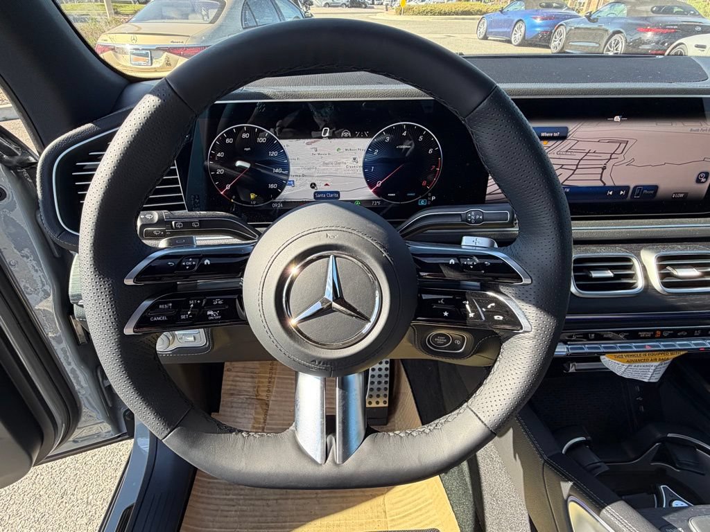New 2026 Mercedes-Benz GLS 580 4MATIC image 21