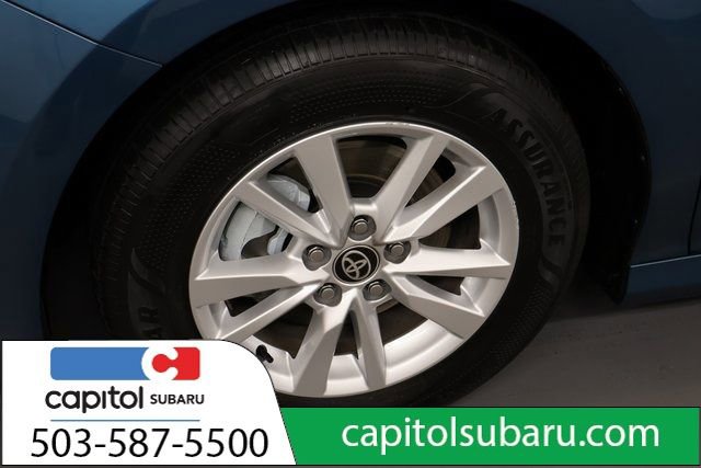 Used 2025 Toyota Camry LE image 8